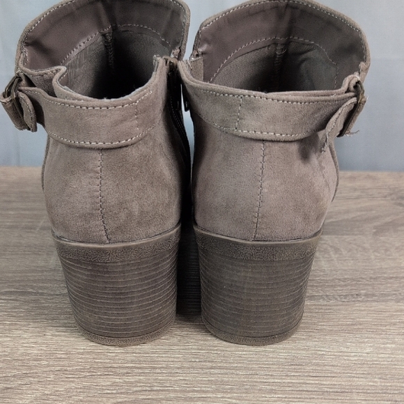 BAMBOO Taupe Ankle Boots - Picture 4 of 6